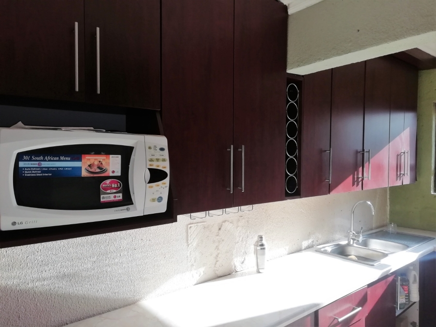 3 Bedroom Property for Sale in Geelhoutpark North West